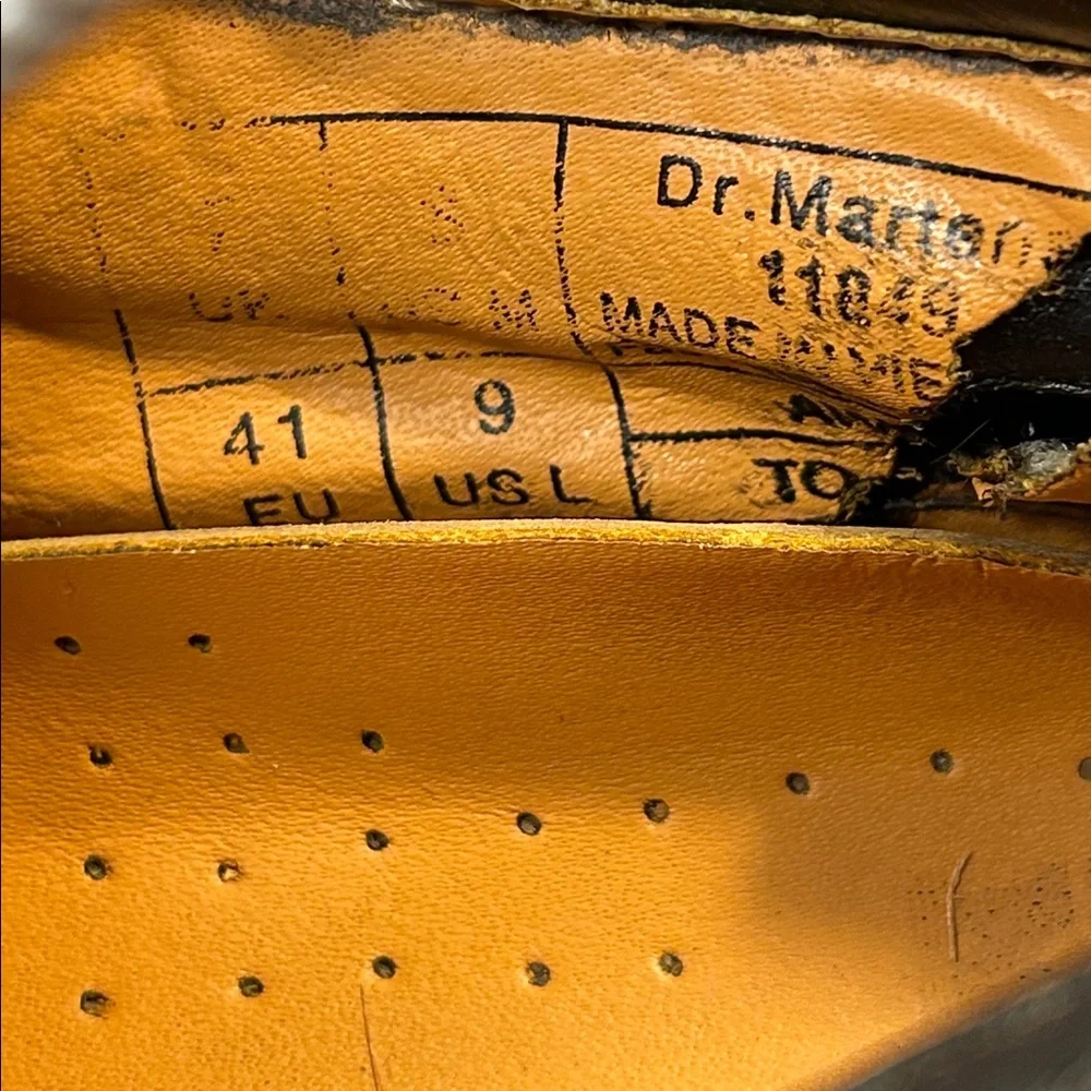 Dr Martens leather lace up oxfords shoes